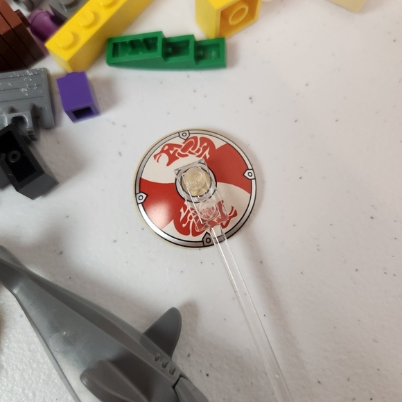 Lego Lot Of Loose Pieces Parts Blocks Minifig Minifigures Shark - Picture 4 of 10